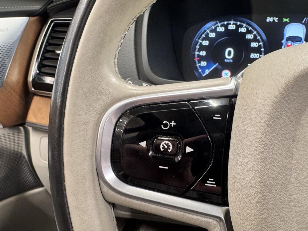 XC90 T8 Twin Engine 320 + 87ch Inscription Luxe Geartronic 7 plac 2017 occasion 91200 Athis-Mons