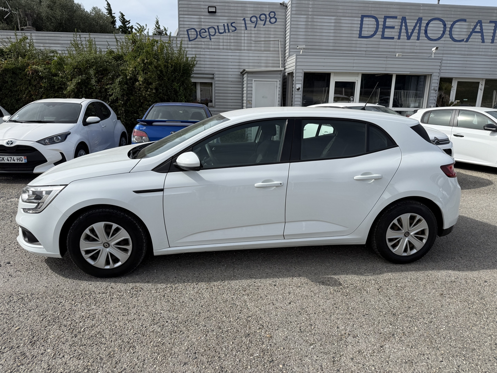Megane IV 1.5 BLUE DCI 95CH BUSINESS 2019 occasion 26740 Les Tourrettes