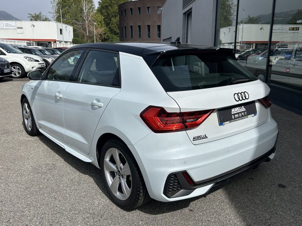A1 30 TFSI 110CH S LINE / 4 roues completes en plus 2021 occasion 38130 ECHIROLLES