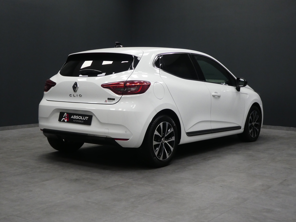 Clio V 1.6 E-TECH 145CH FULL HYBRID TECHNO 2023 occasion 77100 Nanteuil-l&egrave;s-Meaux