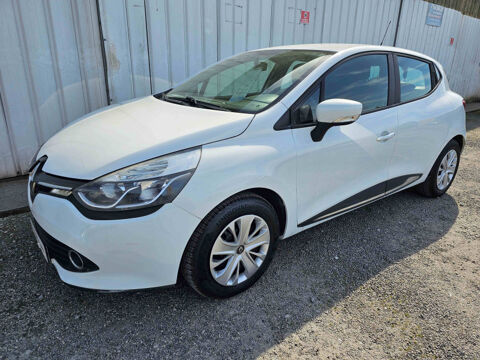 Renault Clio IV 1.2 16V 75CH TREND EURO6 2016 occasion Serres-Castet 64121