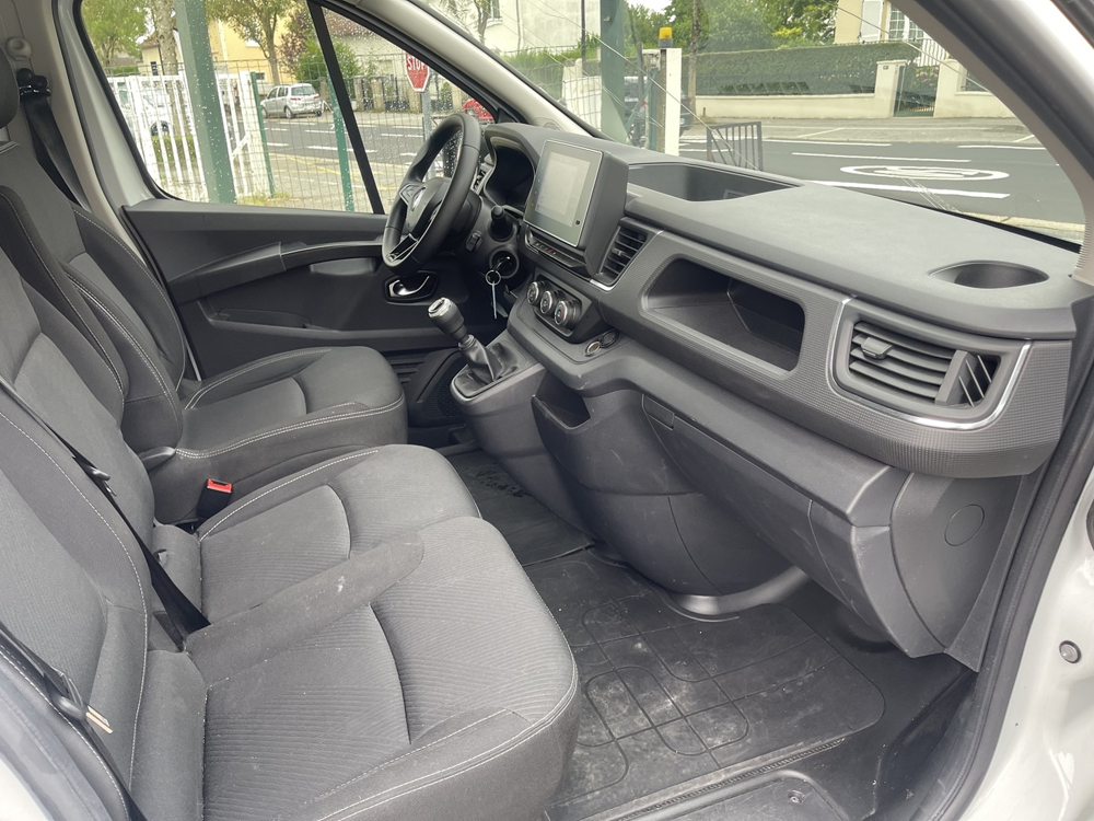 Trafic L2H1 3T 2.0 BLUE DCI 130CH GRAND CONFORT 2023 occasion 61000 Alen&ccedil;on
