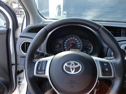 Yaris 90 D-4D LOUNGE 3P 2012 occasion 82000 Montauban