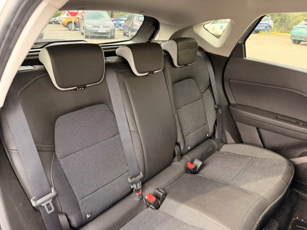 Captur 1.6 E-TECH HYBRIDE 145CH INTENS 2022 occasion 16400 Puymoyen