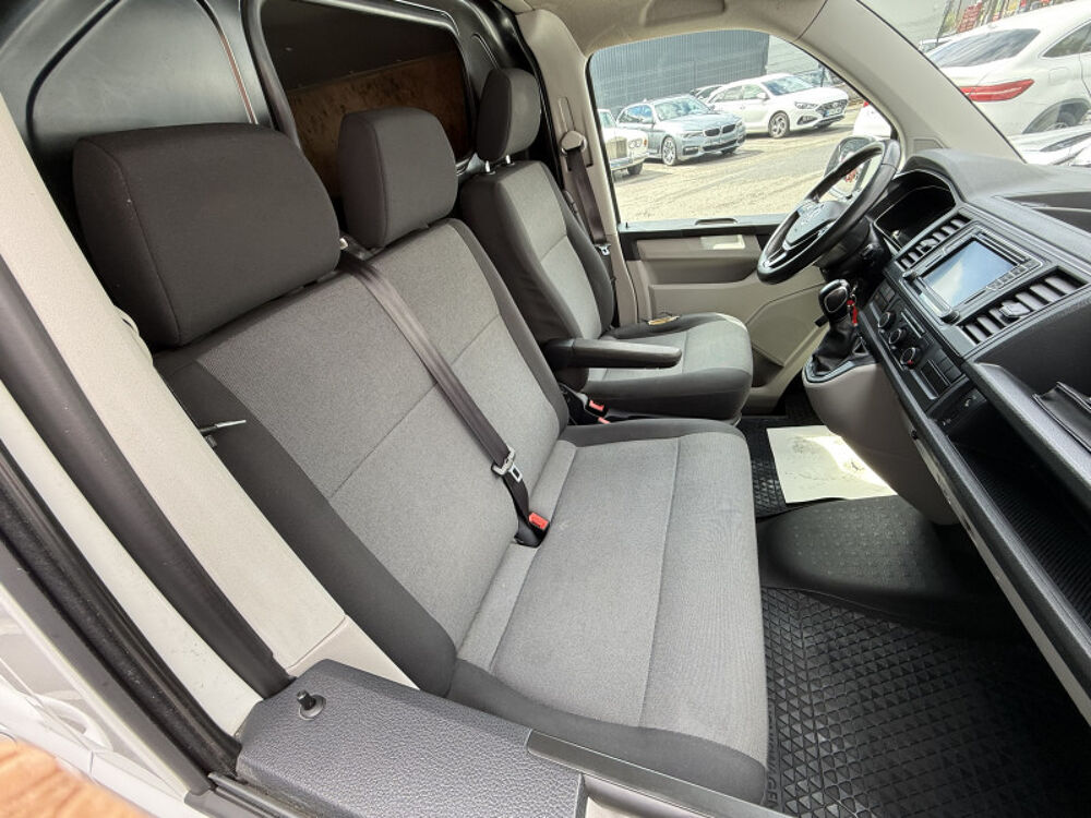 Transporter 2.8T L1H1 2.0 TDI 150CH BUSINESS LINE DSG7 2017 occasion 31140 Aucamville