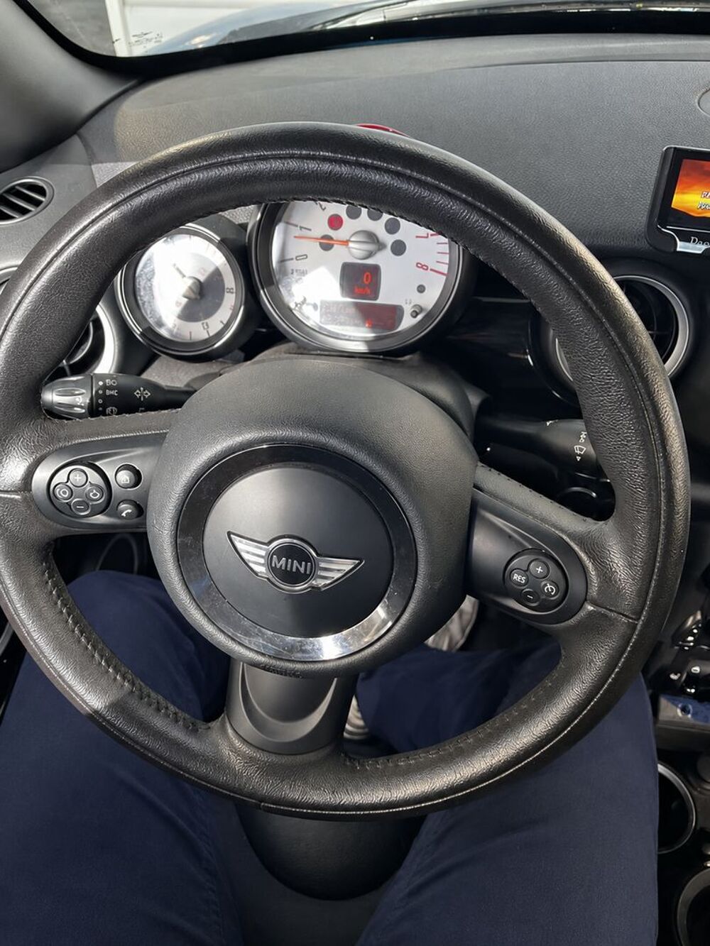 MINI ROADSTER COOPER 122CH ALWAYS OPEN 2013 occasion 77144 Mont&eacute;vrain