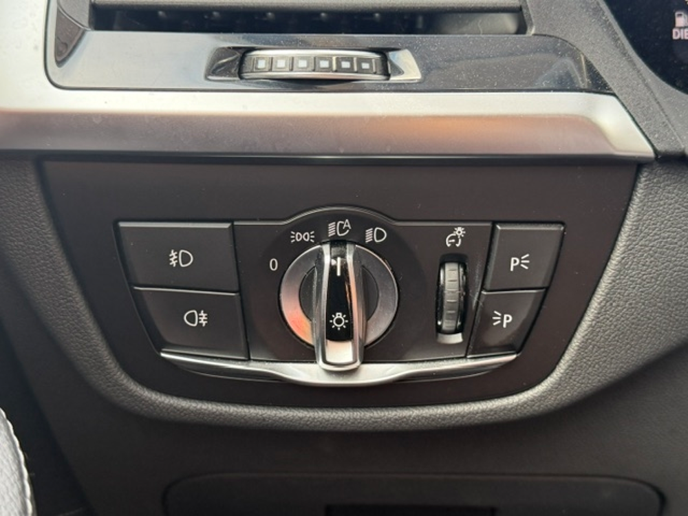 X3 SDRIVE18D 150CH LUXURY 2021 occasion 16400 Puymoyen
