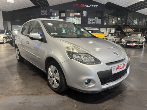 Clio III 1.5 DCI 85CH DYNAMIQUE 5P 2009 occasion 12000 RODEZ