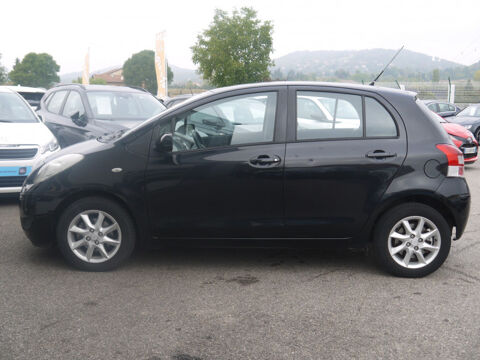 Charade 1.3 VVT-I 100CH / DISTRIBUTION A CHAINE / IDEM TOYOTA YARIS 2011 occasion 38260 La C&ocirc;te-Saint-Andr&eacute;