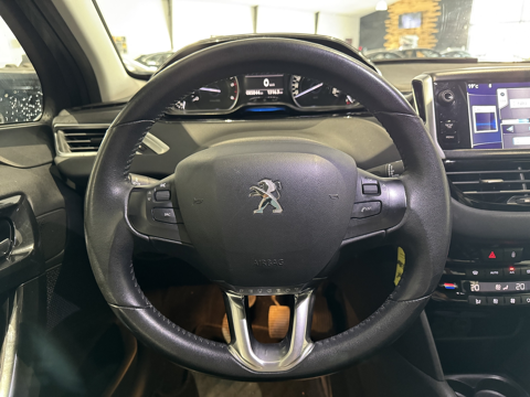 208 1.6 E-HD I115 CV ALLURE 5P 86 000 KM PLBA AUTO 2012 occasion 12000 RODEZ