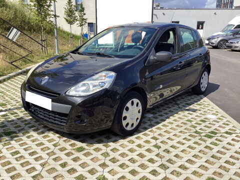 Renault clio iii 1.2 16V 75CH AUTHENTIQUE 5P
