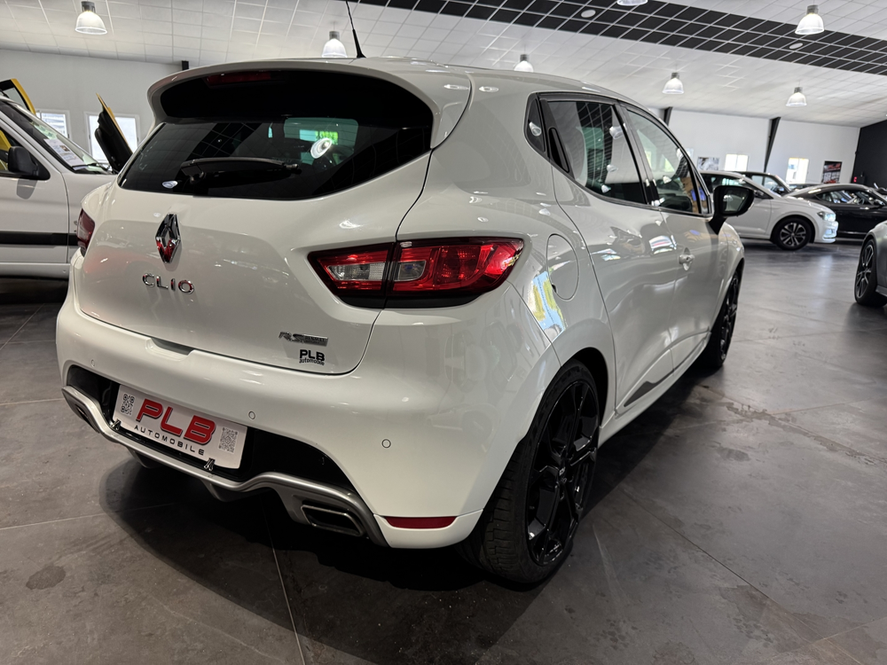Clio IV 1.6 T 200CH RS EDC 82 800 KM PLB AUTO 2014 occasion 12000 RODEZ