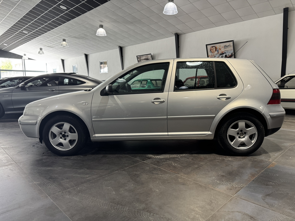 Golf 2.3 V5 150CH BVA 5P PLB AUTO 2000 occasion 12000 RODEZ