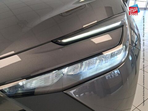 C-HR 2.0 Hybride 200ch Design NG23 2024 occasion 25000 Besan&ccedil;on