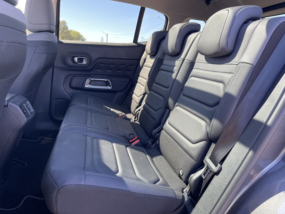 C5 aircross BLUEHDI 130CH S&S SHINE PACK EAT8 2023 occasion 33700 M&eacute;rignac