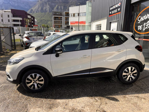 Captur 0.9 TCE 90CH BUSINESS - 19 2019 occasion 38920 Crolles
