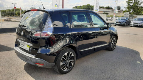 Sc&eacute;nic III 1.5 DCI 110CH ENERGY BOSE ECO&sup2; 2015 2015 occasion 08000 Warcq