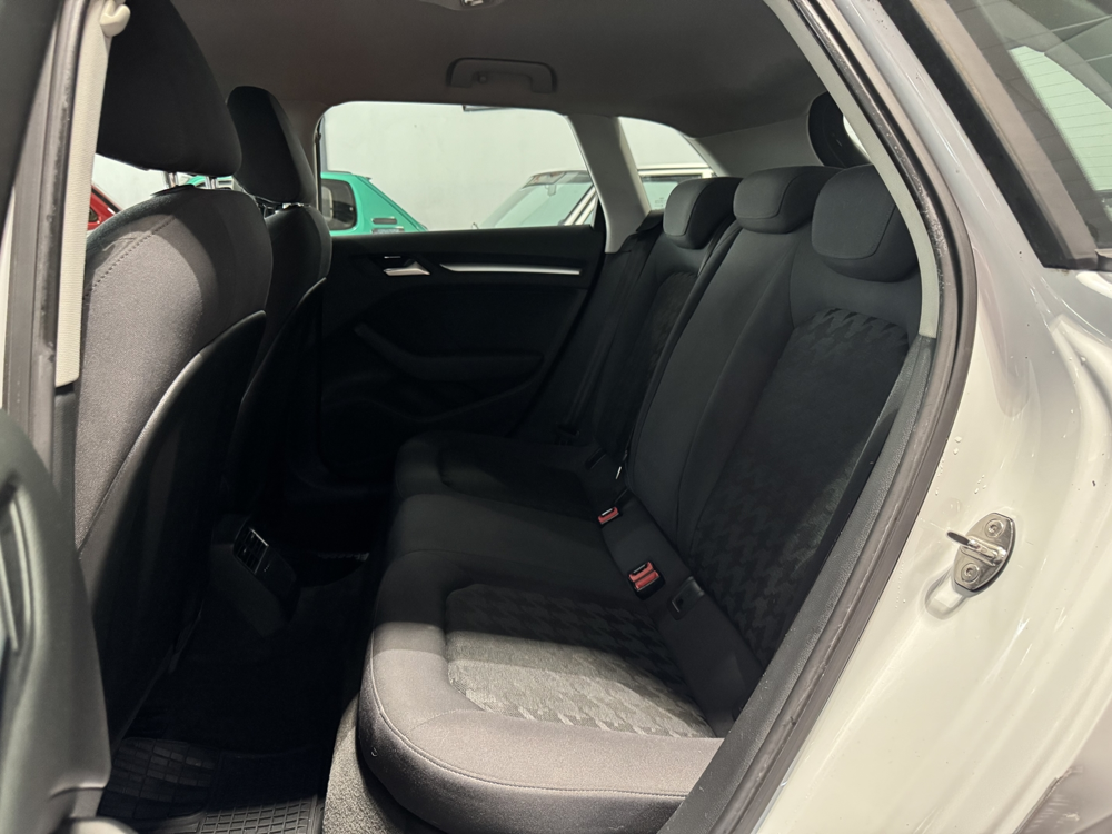 A3 1.6 TDI 105CH PLB AUTO 2013 occasion 12000 RODEZ