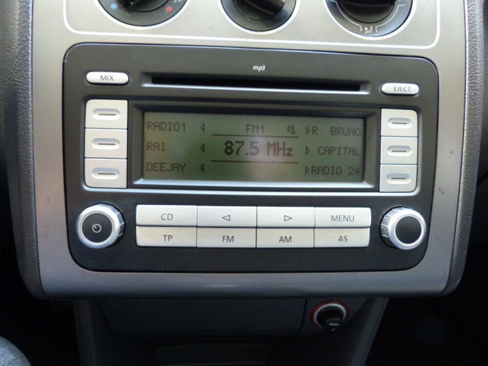 Touran 2.0 ECOFUEL TRENDLINE 7 PLACES ESSENCE GNV 2007 occasion 77144 Mont&eacute;vrain