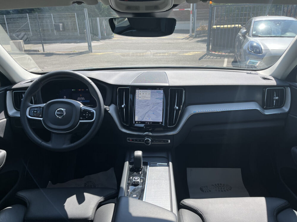 XC60 B4 197CH PLUS STYLE DARK GEARTRONIC 2023 occasion 95310 Saint-Ouen-l'Aum&ocirc;ne