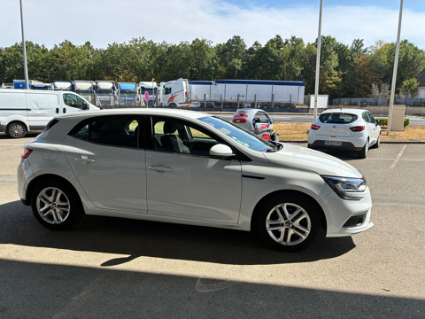Megane IV 1.5 BLUE DCI 115CH AIR NAV - 20 2020 occasion 28630 Nogent-le-Phaye
