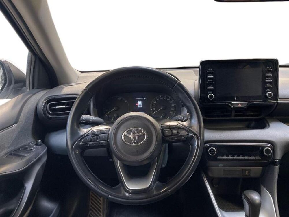 Yaris 116h Dynamic Business 5p + Programme Beyond Zero Academy MY2 2023 occasion 13400 Aubagne