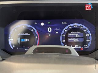 Hilux Hybride 2.8 D-4D 204ch 48V Double Cabine Invicible 4WD 4 pla 2026 occasion 25000 Besan&ccedil;on