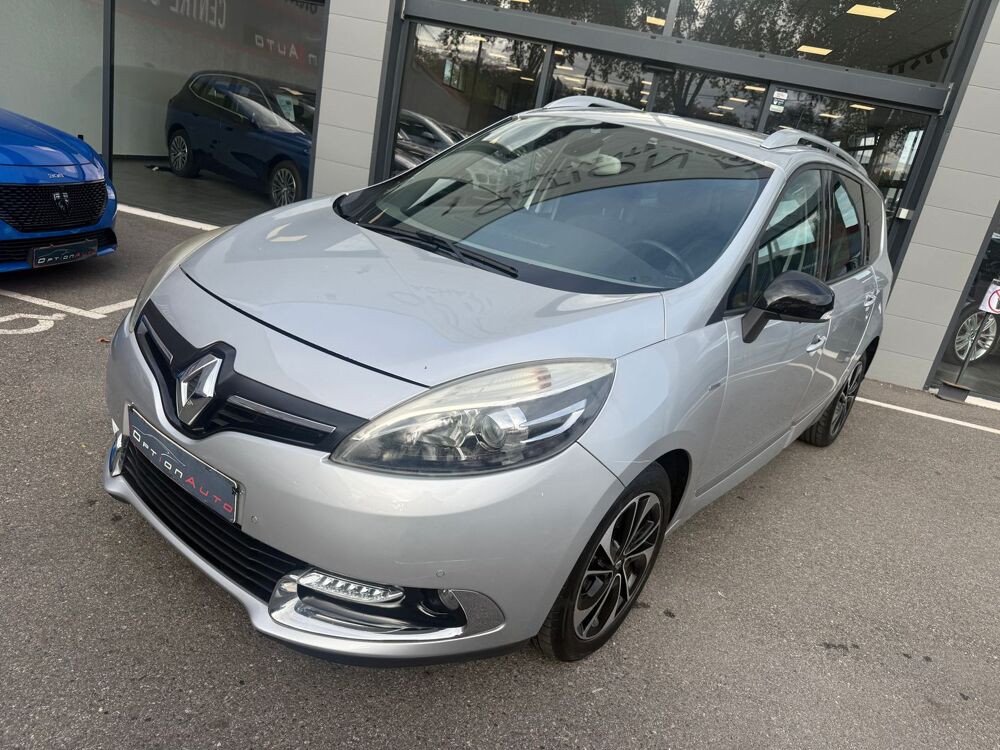 Grand Sc&eacute;nic III 1.6 DCI 130CH ENERGY BOSE ECO&sup2; 7 PLACES 2014 occasion 31140 Aucamville
