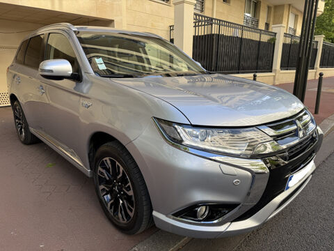 Mitsubishi Outlander PHEV HYBRIDE RECHARGEABLE 200CH INTENSE 2017 occasion LEVALLOIS-PERRET 92300