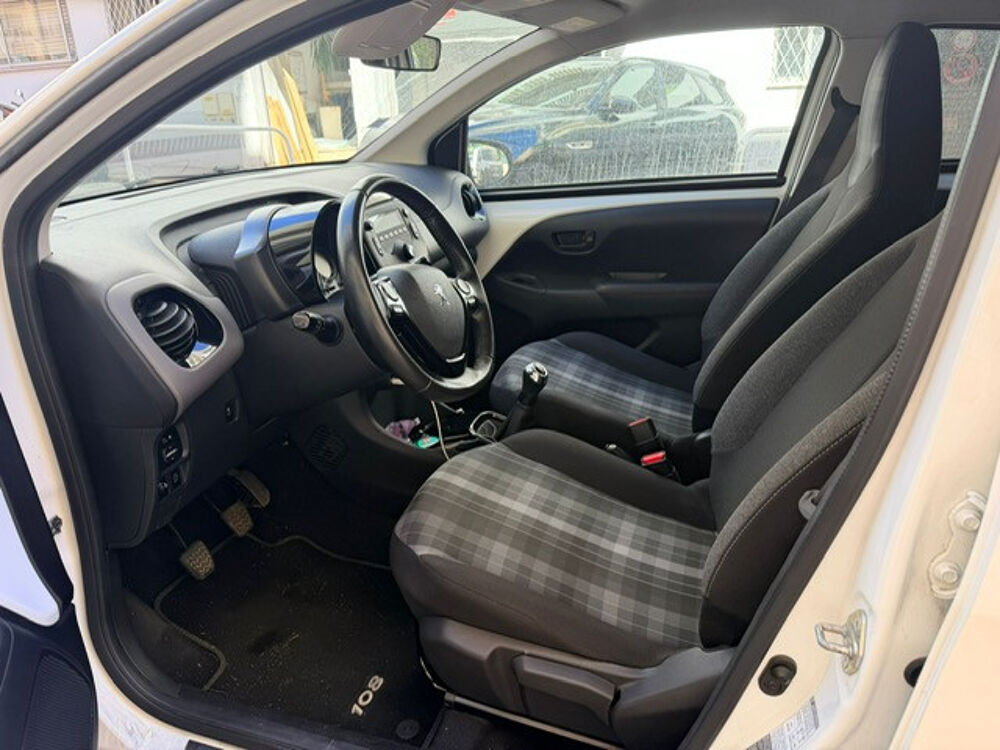 108 VTI 72 STYLE S&S 85G 5P 2019 occasion 06400 Cannes