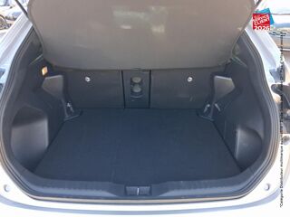 Yaris Cross 130h Design MC24 2025 occasion 25000 Besan&ccedil;on