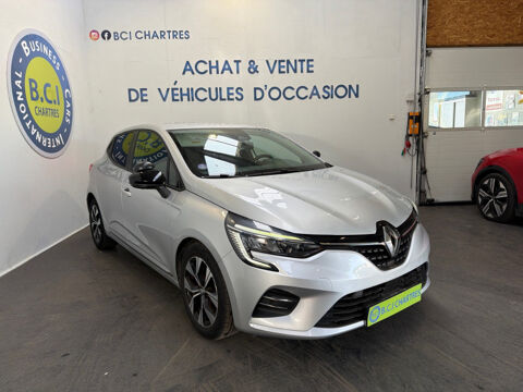 Clio V 1.0 TCE 90CH EVOLUTION X-TRONIC 2023 occasion 28630 Nogent-le-Phaye