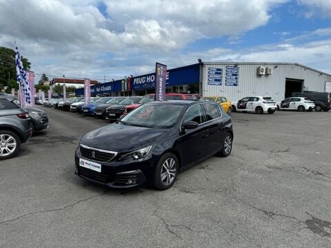 Peugeot 308 1.2 PURETECH 130CH S&S ALLURE BUSINESS EAT8 + OPTIONS + DIST 2019 occasion Puymoyen 16400