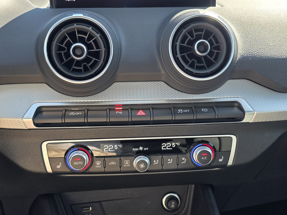 Q2 35 TFSI 150CH BUSINESS LINE S TRONIC 7 2023 occasion 70210 Montdor&eacute;