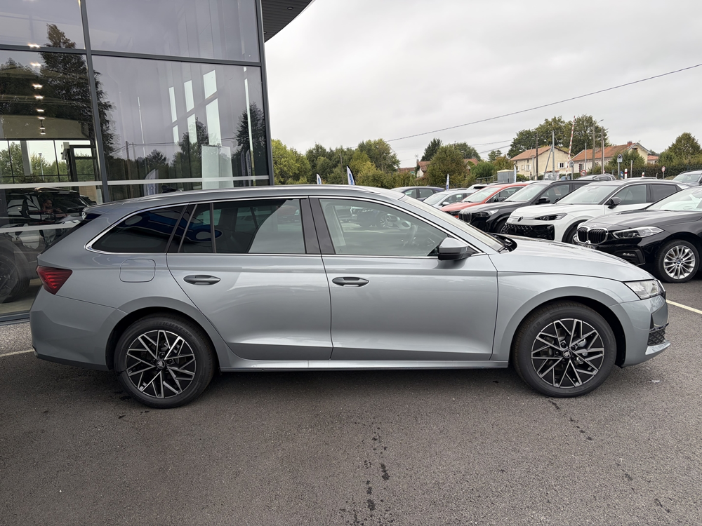 Octavia 2.0 TDI SCR 150CH SELECTION DSG7 2026 occasion 87270 COUZEIX