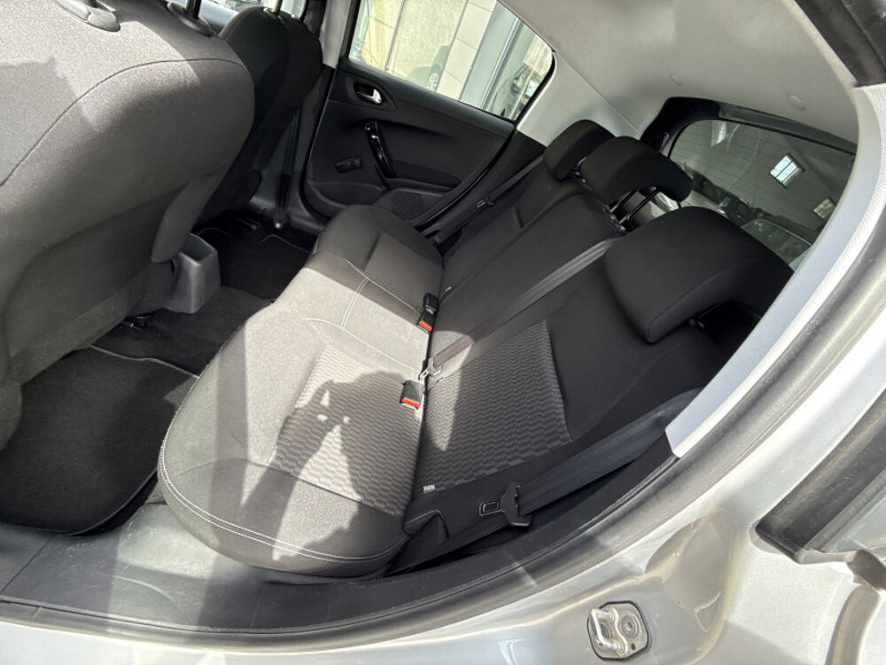208 1.6 BLUEHDI 75CH STYLE 5P 2017 occasion 31140 Aucamville