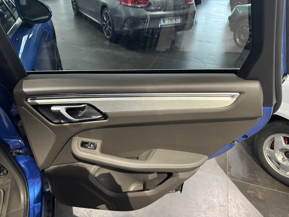 Macan (95B) 3.0 V6 258CH S DIESEL PDK PLB AUTO 2014 occasion 12000 RODEZ