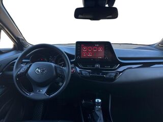 C-HR 184h Distinctive 2WD E-CVT MC19 2020 occasion 13300 Salon-de-Provence