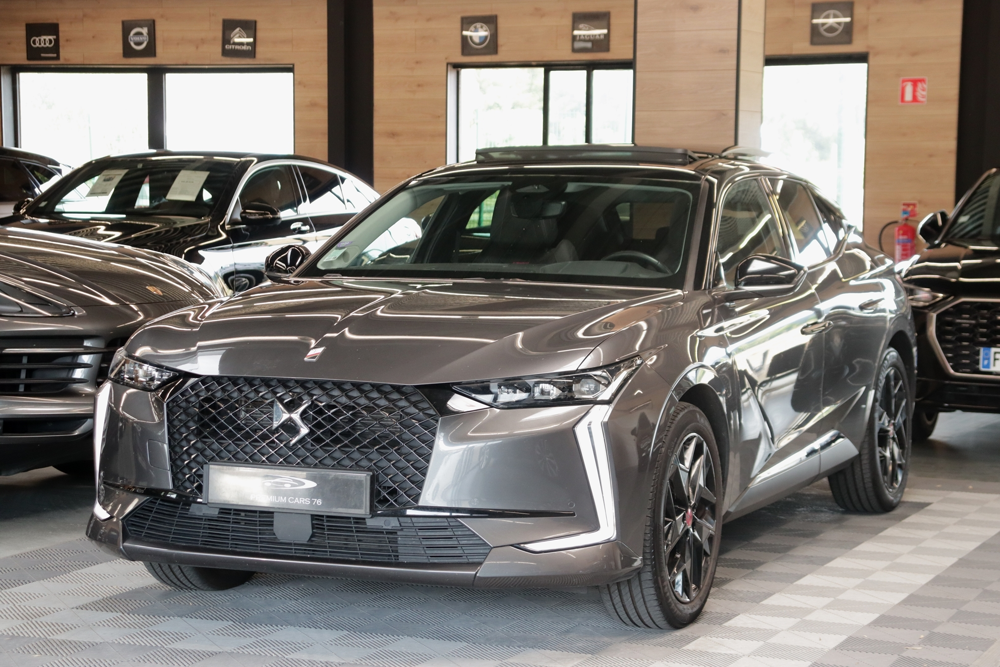 DS4 1.6 HYBRIDE E-TENSE 225 PERFORMANCE LINE AUTO 2022 occasion 76410 Cl&eacute;on