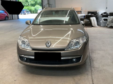 Laguna III Estate III 2.0 16V 140CH EXPRESSION 2009 occasion 38150 Salaise-sur-Sanne
