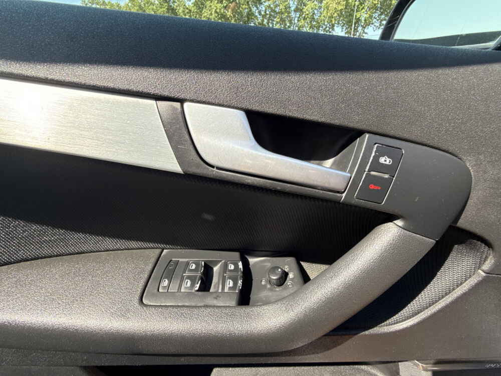 A3 2.0 TFSI 200CH AMBITION LUXE QUATTRO 2005 occasion 31140 Aucamville