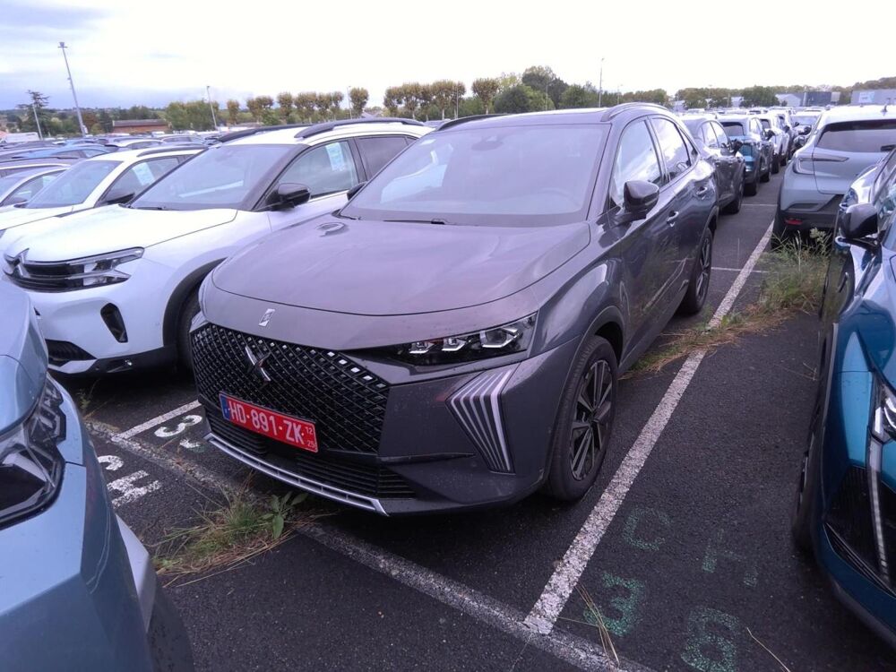 DS7 1.5 BlueHDi 130ch Etoile / FOCAL + TOIT OUVRANT + COFFRE ELE 2025 occasion 82000 Montauban