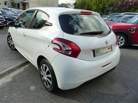 208 1.0 PURETECH ACTIVE 3P 2014 occasion 77144 Mont&eacute;vrain