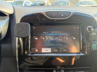 Clio IV 1.5 DCI 75CH BUSINESS ECO&sup2; 2013 occasion 38130 ECHIROLLES