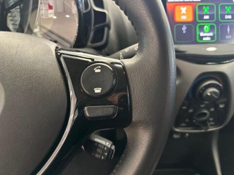 Aygo 1.0 VVT-i 72ch x-play 5P MY19 2020 occasion 13400 Aubagne