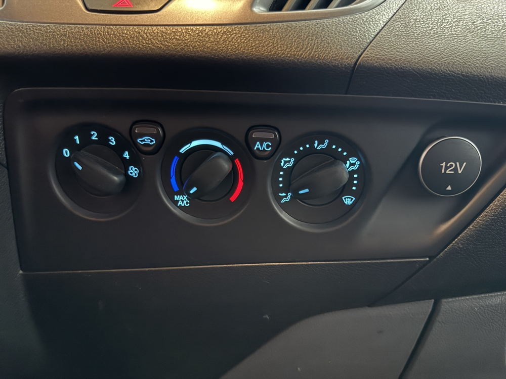 Transit L1H1 2.0 TDCI 130 70 900 KM PREMIERE MAIN 2017 occasion 12000 RODEZ