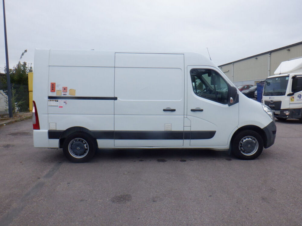 Master F3500 L2H2 2.3 DCI 130CH GRAND CONFORT HAYON 500KG 2017 occasion 27310 Bourg-Achard