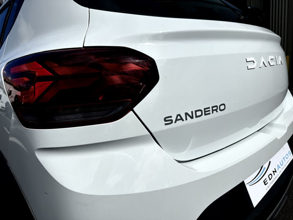 Sandero 1.0 TCE 90CH STEPWAY EXPRESSION CVT / 1&Egrave;RE MAIN / APPLE CARP 2023 occasion 94260 Fresnes