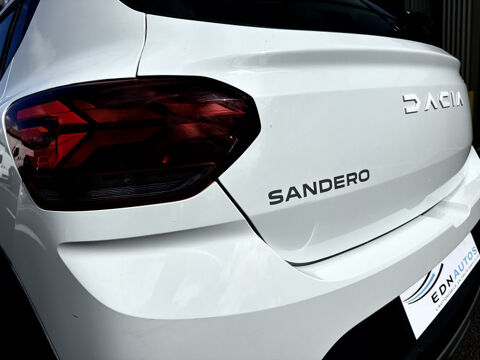 Sandero 1.0 TCE 90CH STEPWAY EXPRESSION CVT / 1&Egrave;RE MAIN / APPLE CARP 2023 occasion 94260 Fresnes