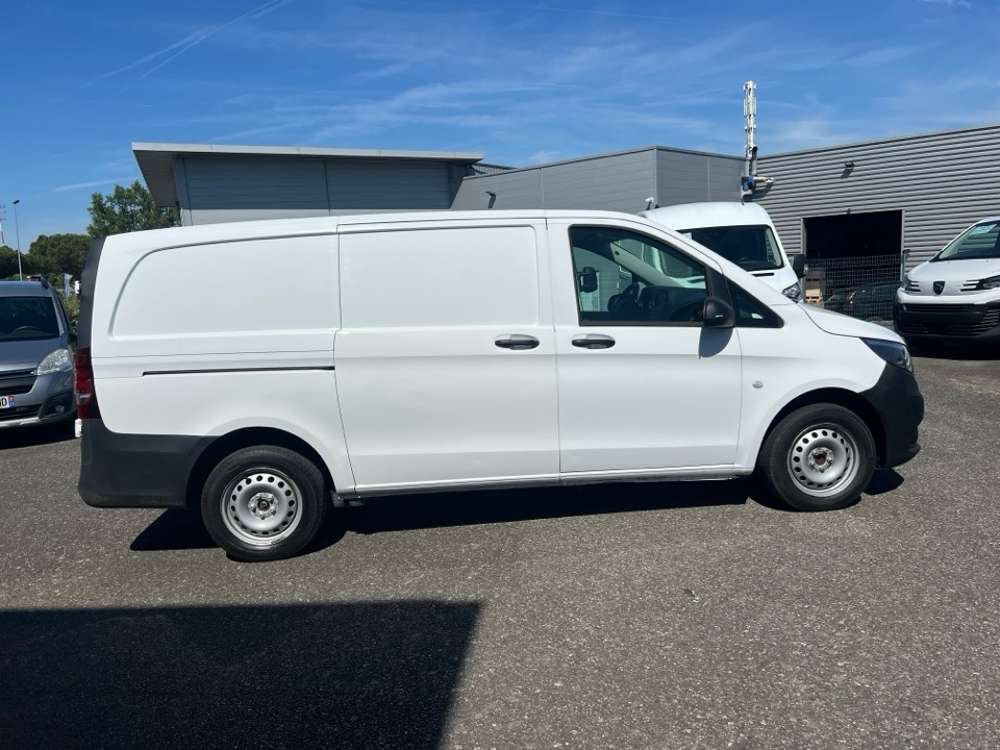 Vito 110 CDI COMPACT FIRST PROPULSION 2023 occasion 31670 Lab&egrave;ge